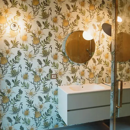 Modern House Among Olive Trees Дом отдыха