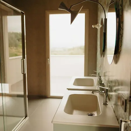 Modern House Among Olive Trees Дом отдыха Спольторе