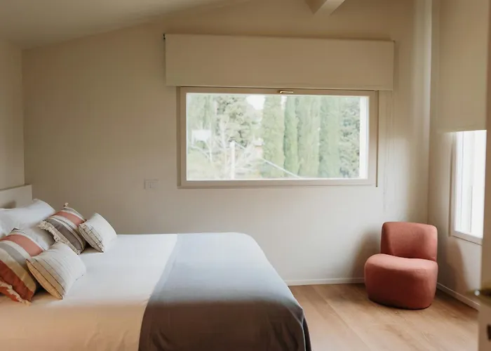 Dom wakacyjny Modern House Among Olive Trees